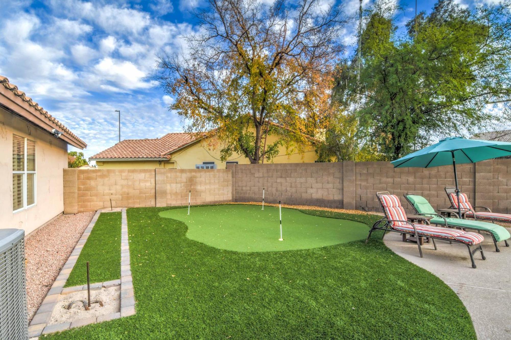 Route 66 Oasis In Downtown Gilbert With Heated Pool & Mini Golf Villa Exterior photo
